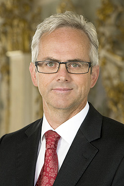 <b>Bernd Schreiber</b> hat seit Oktober 2011 das Amt inne. - schreiber250