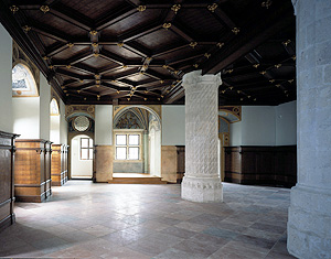 Link to the Knights' Hall
