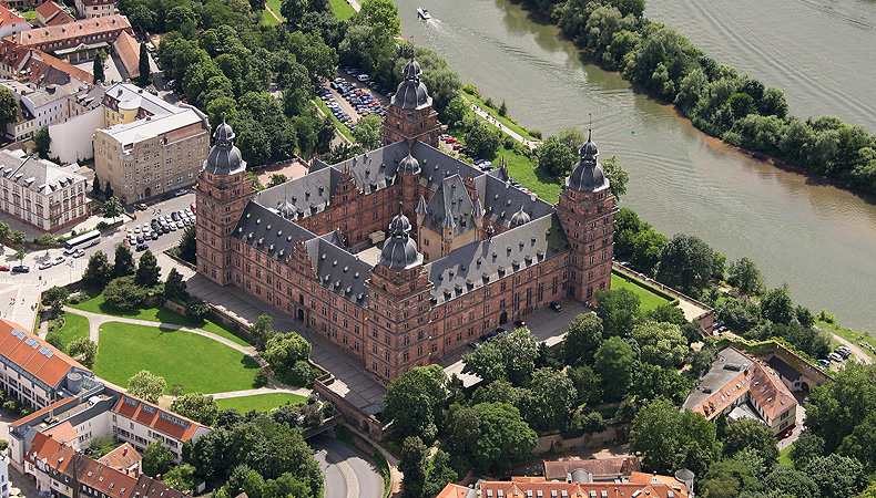 Johannisburg Palace, aerial view