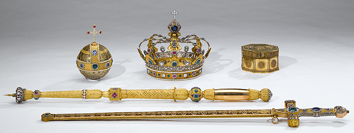 Picture: The Bavarian royal insignia, Treasury at the Munich Residence